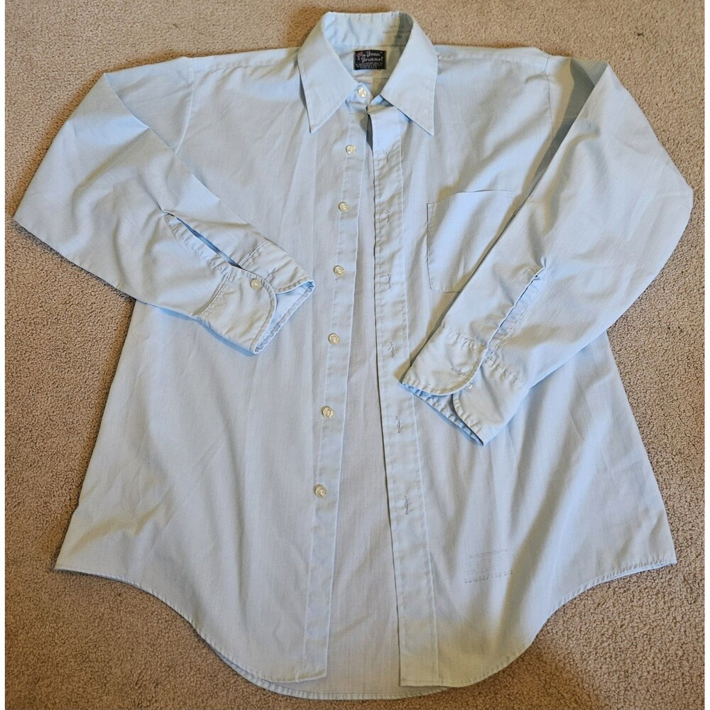 Vintage 1970s Beau Brummel Light Blue Button Down Collared Dress Shirt 70s